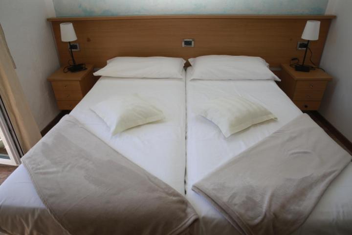 Hotel Lauro グラヴェドーナ エクステリア 写真